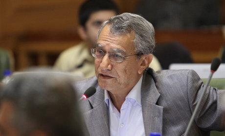 شهرداری تهران هفته ای 20 میلیارد بهره وام می پردازد/ یکی از بانک ها حیات خلوت تخلفات شهرداری شده است 