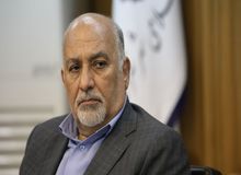 واکنش عضو شورای پنجم تهران به اقدام شهرداری در عوض کردن تابلوی چهار معبری که به نام چهار نویسنده بود/ خلیل آبادی: اگر شورای شهر ششم این تغییر را مصوب کرده باشد، این اقدام محمل قانونی دارد اما اخلاقی نه!

