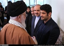 تقاضای قهرمانان کشتی از رهبری/«لطفا دستور فرمایید شورای عالی امنیت ملی ورود کند»
