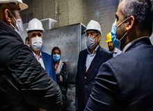 بازدید مشاور رئیس جمهور و دبیر شورای عالی مناطق آزاد کشور از پروژه آرش مال+فیلم 
