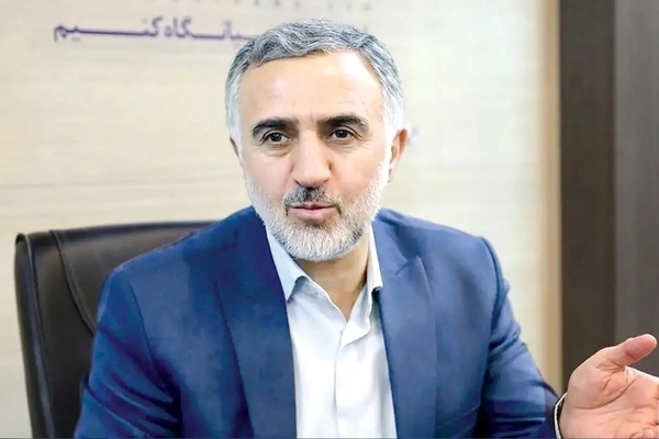 سراج، نماینده مجلس: حرف‌های عراقچی و پزشکیان درباره کوتاه آمدن از قصاص قاتلان رهبری بی‌اساس است و ربطی به سیاست جمهوری اسلامی ندارد/ آمریکا می‌داند آنها تصمیم‌گیر نیستند و محلی از اعراب ندارند/ سخنان عراقچی صرفا اظهارنظرات خود اوست و هیچ اعتباری ندارد