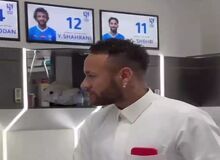 ورود نیمار به دشداشه به محل تمرین الهلال 