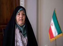 معصومه ابتکار: مجلس شورای اسلامی حاصل یک انتخابات حداقلی بوده و نتوانسته انتظارات جامعه را برآورده سازد/ در دولت فعلی کم تجربه‌ها وارد کابینه شده‌اند/ عدم حضور زنان در ورزشگاه خا موجب سرخوردگی نسل جوان می شود/ مردم می گویند صد رحمت به روحانی!
