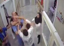 افزایش خشونت علیه کادر درمان/وزارت بهداشت پیگیر دفاع از حقوق کادر درمان باشد