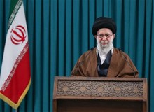سخنرانی رهبر انقلاب اسلامی در دیدار جمعی از پیشکسوتان و فرماندهان دفاع مقدس آغاز شد