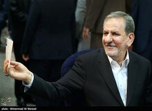 اسحاق جهانگیری اعلام کرده در انتخابات ۱۴۰۰ کاندیدا خواهد شد