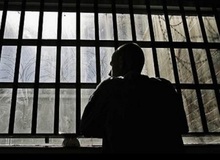 انتقاد وکیل زندانی به سرنوشت طرح تقلیل مجازات حبس تعزیری
