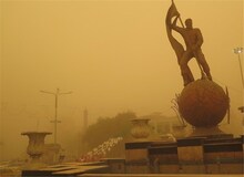 گزارشی از زندگی آبادانی‌ها در کنار دود و دودکش و مشعل های نفتی/ بیکاری ، نفس تنگی، شوری آب میهمان همیشگی آبادانی هاست 