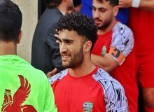 پدر نوجوانی که در  زمین فوتبال سکته کرد: بدون اینکه تست بگیرند او را بازی دادند