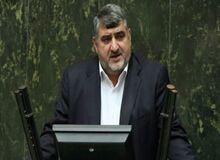 دلخوش: تأمین هدیه از سوی مسئولان برای مراسم تودیع و معارفه خودشان با هزینه بیت‌المال جرم است
