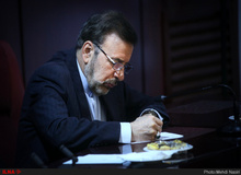 واعظی از حمایت رهبری از تصمیم سران قوا در اصلاح قیمت بنزین قدردانی کرد/ راه بهانه جویی و ایرادگیری و مانع گذاری  بسته شد/ اعتراض امری عادی و از حقوق مسلم مردم و شهروندان است