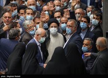 کیهان: رئیسی تعطیلی را بر وزرایش حَرام کرده است