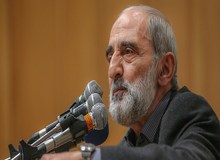 حمایت حسین شریعتمداری از نامه وزیر بهداشت به روحانی/ با فرمان «آتش به اختیار» باید این حرامخواران قاتل را قلع و قمع کرد