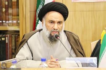 نایب رئیس مجمع عمومی جامعه مدرسین: ممکن است فرزند آیت الله خامنه ای، جزو گزینه‌های رهبری باشد/ انتخاب رهبر آینده نباید محرمانه باشد/آخوند انگلیسی یک واقعیت است
