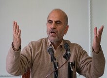 فرشاد مومنی:حکومت به دست گروه های خاص تسخیر شده است/  آنقدر فشارها بر مردم را بالا می برند که کارد به استخوان برسد