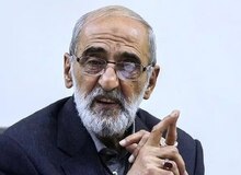 انتقاد شریعتمداری از توجه به اقلیت‌ها در دولت جدید: اظهارات ظریف با قانون اساسی و مبانی صریح اسلامی در تناقض بود / چه کاره‌اید و از کدام جایگاه، شیعه بودن را در گزینش اعضای کابینه، خصوصیت منفی تلقی کرده‌اید؟