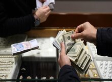 فروش ارز سهمیه‌ای متوقف نشد