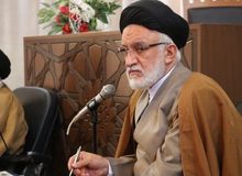 دبیر جامعه روحانیت شیراز: دشمنان می خواهند زنان چادری را در پاساژها و مراکز تجاری راه ندهند