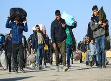 اخراج اتباع غیرمجاز افغان را متوقف نکنید/ خیلی داریم برای آنها هزینه اقتصادی و امنیتی می دهیم
