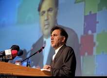 آخوندی: با وجود سه بار استیضاح، به کسی امتیاز ندادم