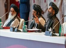 انتقاد عباس عبدی از نیروهای انقلاب: دلخوش کردن به طالبان یعنی انتقال ناامنی از افغانستان به ایران/ منتظر یک میلیون آواره افغانی باشیم