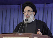 آقای امام جمعه! فعالیت‌های ظریف دیپلماسی است نه لطیفه و جوک