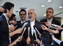 رسانه نزدیک به قالیباف : افشای فایل صوتی ظریف نه برای اصولگرایان سود انتخاباتی دارد و نه به مذاکرات لطمه می‌زند/ سیاست خارجی در نهادهای فراتر از دولت تصمیم گیری می شود