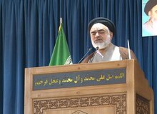 امام جمعه اصفهان: امیدی به نتایج مذاکرات وجود ندارد/ هدف اصلی دشمنان تضعیف و براندازی نظام است