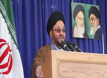 امام جمعه اصفهان: حل مشکل آب دست خداست/به ما گفتند گوشتان به زبان رهبر باشد، یعنی کسی حق ندارد، راه دیگری را انتخاب کند/نیروی انتظامی عاشقانه جلوی آشوبگران ایستاد