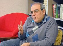 عباس عبدی: در حال تجربه یک سقوط کامل در سطح کنش و گفتار سیاسی هستیم