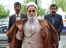 کیهان: دیدگاه های ناطق نوری درباره اشتباه بودن تصرف سفارت آمریکا علمی و منطقی نبوده و در تناقض آشکار با آموزهای اسلامی است