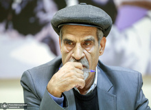 تبدیل حکم شلاق نعمت احمدی به جزای نقدی