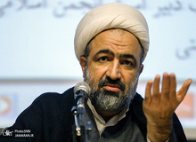 حمید رسایی خواستار توقیف اموال علی کریمی شد