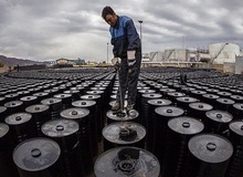 طرح تمدید زمان تحویل قیر سال ۱۴۰۰ مغایر قانون اساسی شناخته شد
