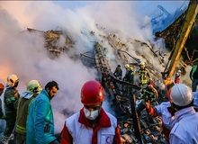 چهار راهِ گرگ و میش
