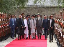 سیاستمداران مطرح افغانستان با طالبان مذاکره خواهند کرد / کرزی و عبدالله به دوحه می‌روند