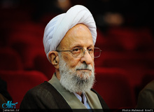 نزدیکان مصباح به جای تکذیب‌های زنجیره‌ای خبر درگذشت، یک تصویر از وی منتشر کنند

