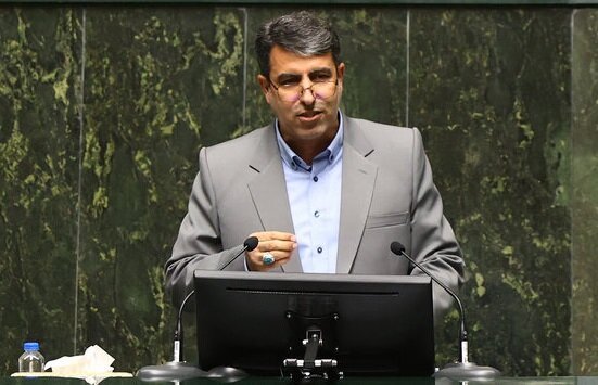 واکنش مجلس به سرنوشت نامعلوم بیش از 120 هزار میلیارد تومان/شیخی‌زاده، نماینده مجلس: 
توضیحات رئیس سازمان غذا و دارو و معانانش قانع کننده نبود/ تحقیق و تفحص از سازمان غذا و دارو در دستور کار قرار می‌گیرد
