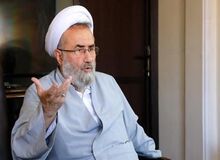 انتقاد مسیح مهاجری از بودجه حوزه ها/ وقتی مردم در فقر دست و پا می زنند، حوزه های علمیه نباید از بودجه عمومی تغذیه کنند