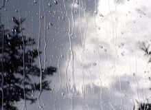 بارش برف و باران در برخی نقاط کشور/ احتمال رخداد گردوخاک در غرب و جنوب غرب