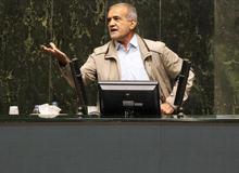 پزشکیان: بسیاری از جوانان نان شب خودشان را نمی‌توانند پیدا کنند، حال این‌ها ازدواج کنند چگونه خانه با این کرایه‌ها پیدا کنند؟ / آن‌هایی که کار دارند هم نمی‌توانند زندگی کنند