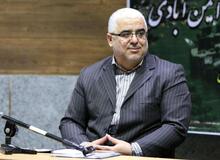 از عمده دلایل عدم استقبال مردم از کالاهای ایرانی می توان به  بسته بندی نامرغوب، قیمت بالا و نداشتن برند اشاره کرد/ نمی توان استفاده از کالای داخلی را به مردم تحمیل کرد/ بنده از کالاهای داخلی که از نشان استاندار برخوردارند نظیر لوازم برقی استفاده می کنم