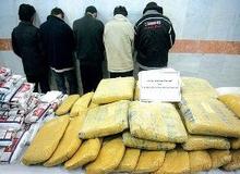 یک قاچاقچی: بعضی ماموران زندان خودشان فروشنده مواد هستند
