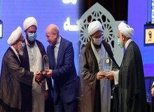 علت دادن «نشان افتخار» به رئیسی،‏ قالیباف و اژه‌ای و تقدیر از حسین شریعتمداری گردهمایی ائمه جمعه چه بود؟