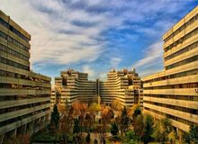 تغییر نام  «شهرک اکباتان» با اسپری +عکس