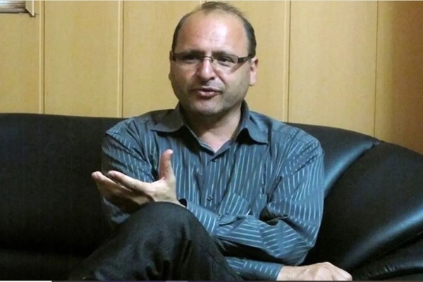 بخشایش اردستانی، عضو کمیسیون امنیت ملی: طبق محاسبه جدید سهم ایران در دریای خزر بین ۵ تا ۷ درصد و برخی این ۶ تا ۱۱ درصد اعلام می‌کنند/ ایران به اسم عمان اکنون دارد با آمریکا مذاکره می‌کند/ دولت پیش از بررسی لایحه توسط مجلس جهت افزایش سهم ایران اقدام کند