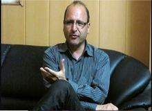 بخشایش اردستانی، عضو کمیسیون امنیت ملی مجلس: اینترنت پرو تبعیض‌آمیز است/ اینترنت در اختیار برخی قرار گرفت تا برای خارجی‌ها محتوا تولید کنند / نظام به این نتیجه رسید که فعلاً روایت ها از جنگ را کنترل کند