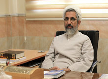 دشمن می خواهد مردم از اعتقادات و باورهای دینی خود دست بردارند