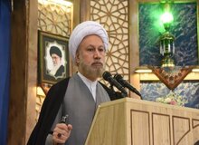 امام جمعه شیراز: جنگ افت و خیز دارد، نباید نگران باشیم/ برخی افراد به جای حمایت از مظلومان به نفع دشمن موضع‌گیری می‌کنند