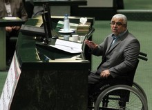 جعفر زاده ایمن آبادی: "آرزوی مرگ کردیم" حرف است. باید استعفای دسته جمعی دهند و بدون برو برگرد محاکمه شوند/ اگر فشار غربی‌ها و اطلاع رسانی فضای مجازی نبود، واقعیت را نمی‌گفتند